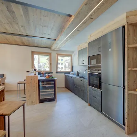 דירה Wood House In - Out Mt 10 - Happy ליביניו