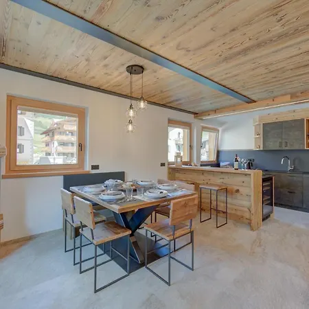דירה Wood House In - Out Mt 10 - Happy *